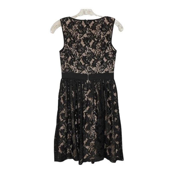 London Style Collection 2 Petite Black Sleeveless Scoop Neck Lace Dress - Picture 3 of 5
